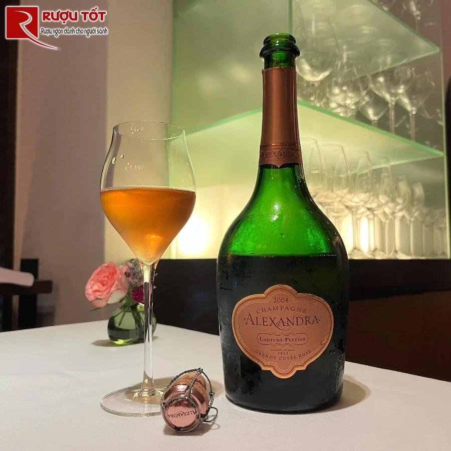 ruou laurent perrier alexandra rose chinh hang