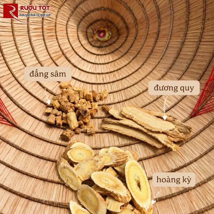 ruou bach hoa tuu sau phuoc ngon