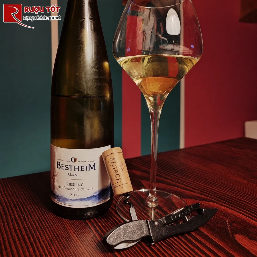 ruou bestheim chasseurs de lune collection riesling
