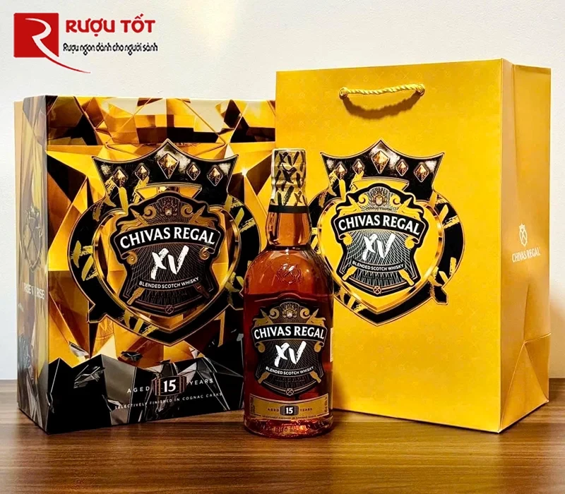 Hộp quà Chivas XV