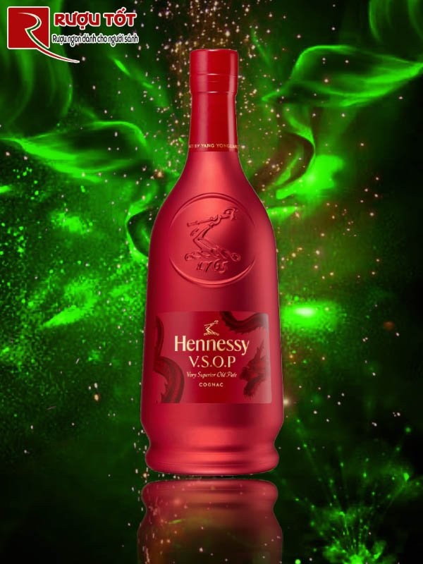 hộp quà Hennessy VSOP năm 2024 cao cấp