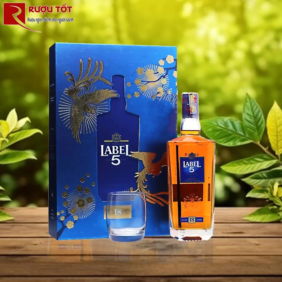 Hộp quà Label 5 18