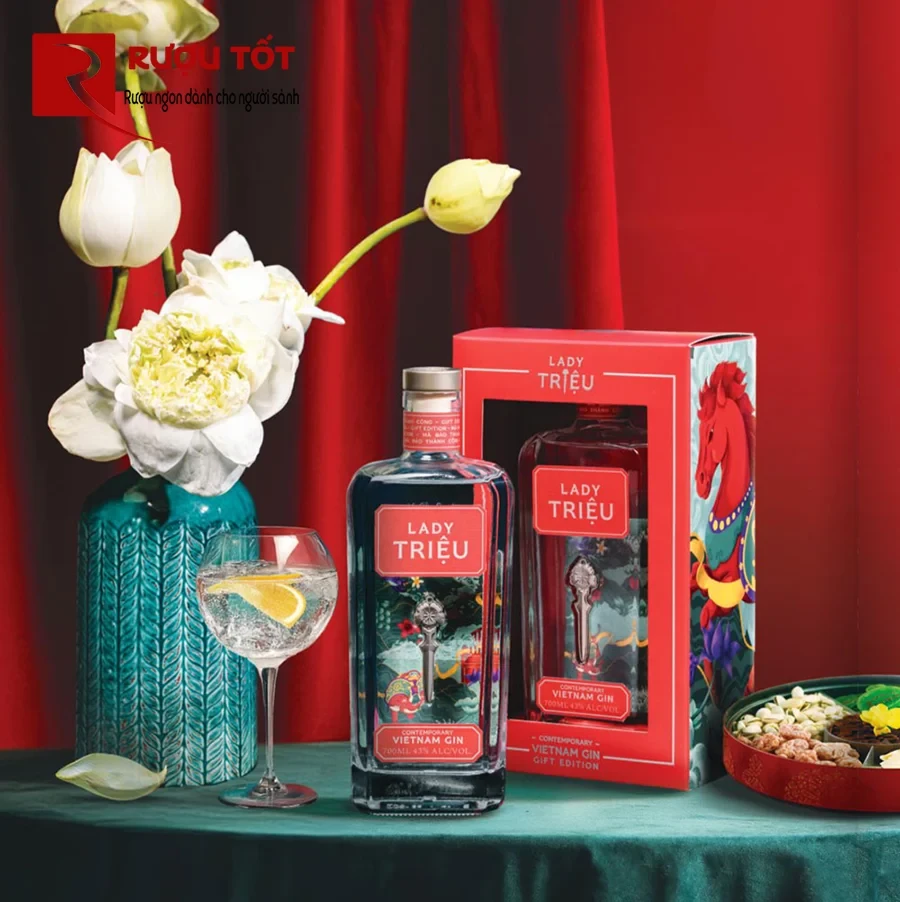 hop qua lady trieu 2026