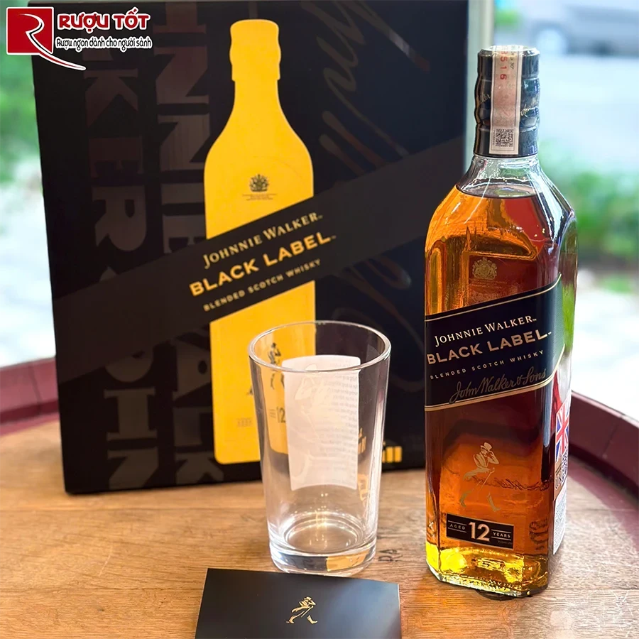 Johnnie Walker Black Label Hộp Quà 2026
