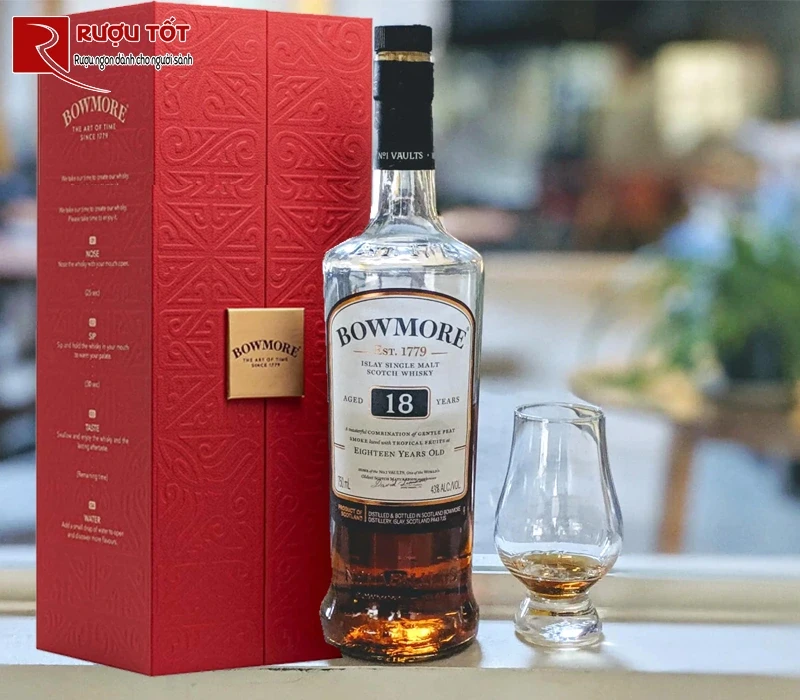 Rượu Bowmore 18 hộp quà Tết