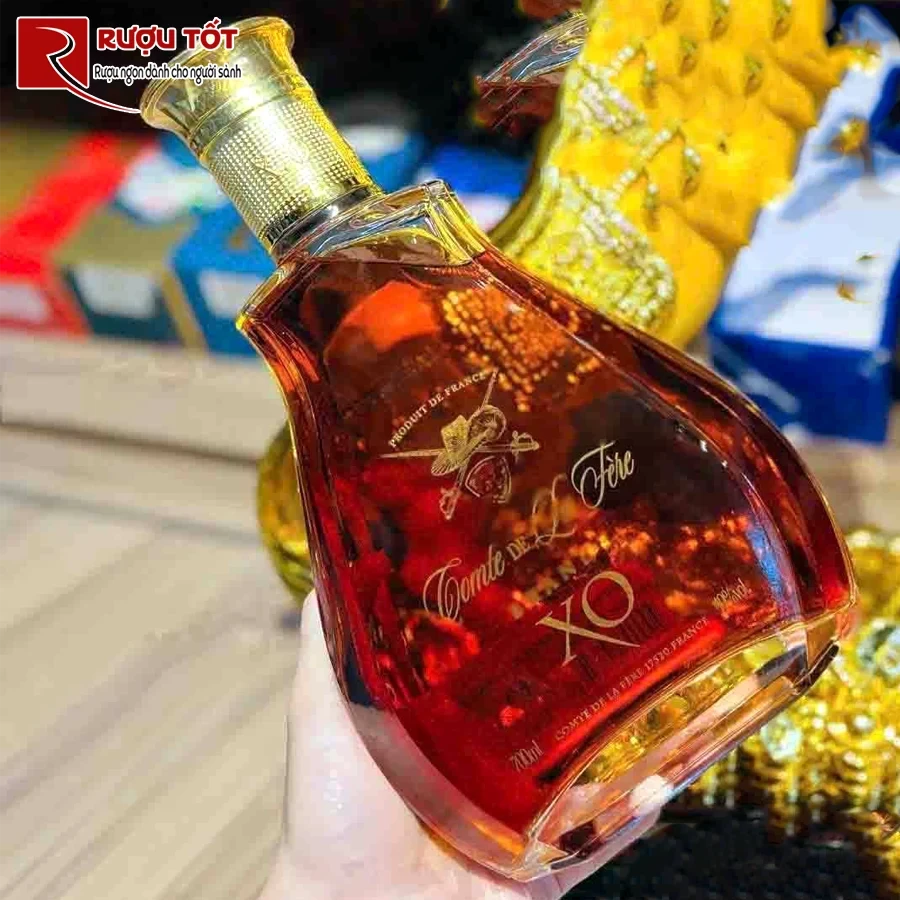 Rượu Brandy Comte De La Fere XO 700ml