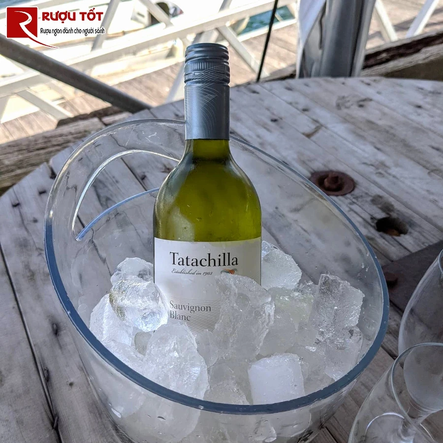 Thuong thuc ruou vang Tatachilla Sauvignon Blanc