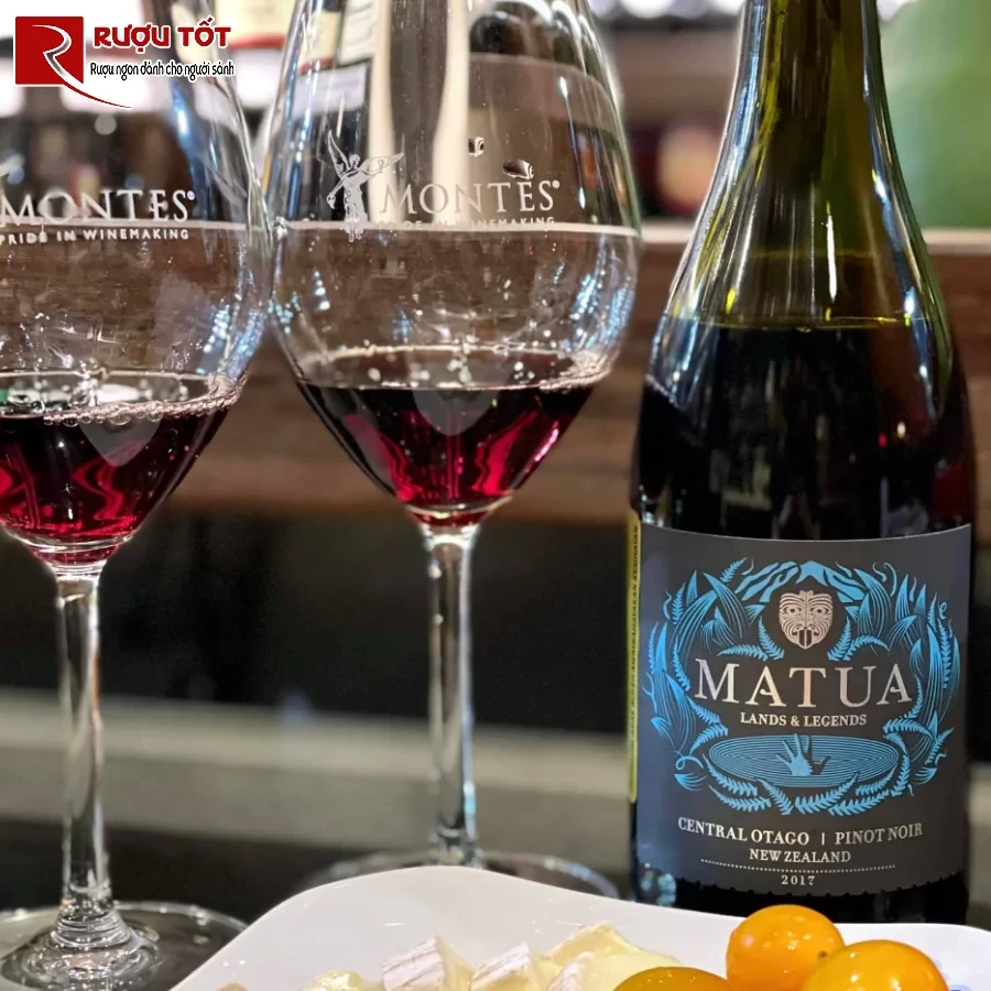 ruou vang matua lands and legends pinot noir