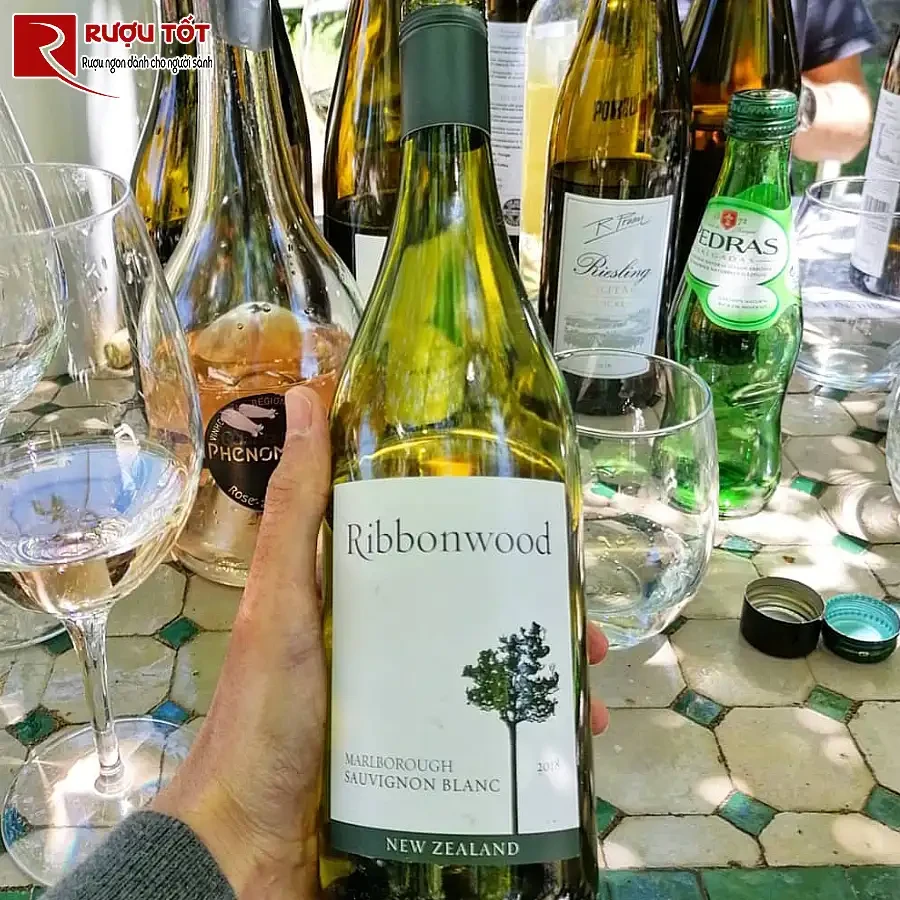 ruou vang ribbonwood sauvignon blanc