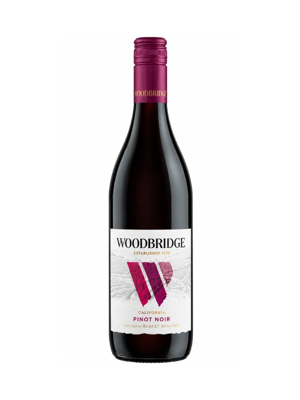 Rượu Vang Mỹ Woodbridge Pinot Noir 13.5%