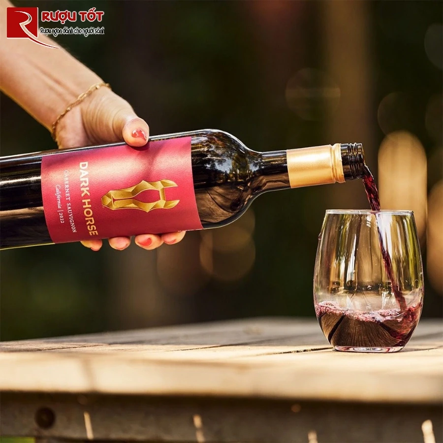 dark horse cabernet sauvignon 1