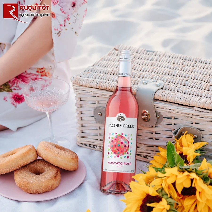 jacobs creek moscato rose 1