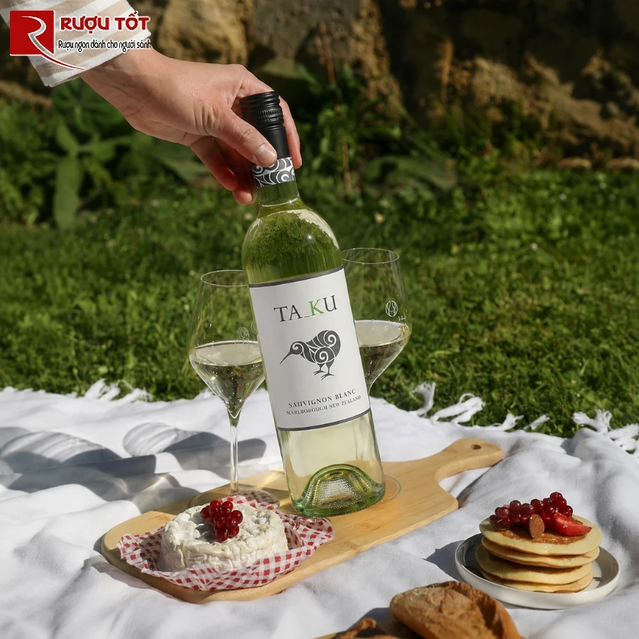 taku sauvignon blanc 2
