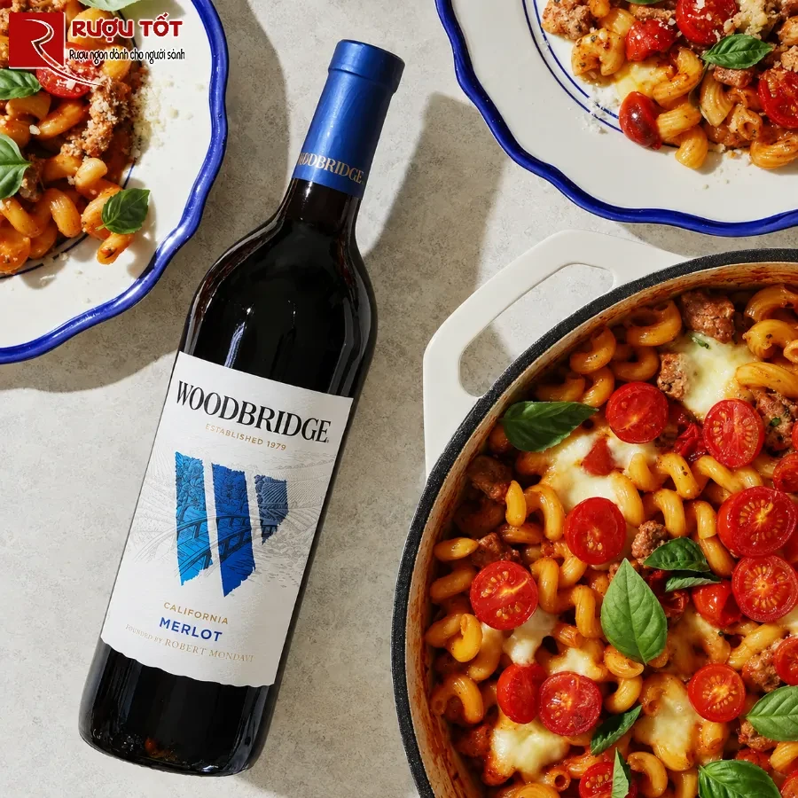 woodbridge by robert mondavi merlot 2