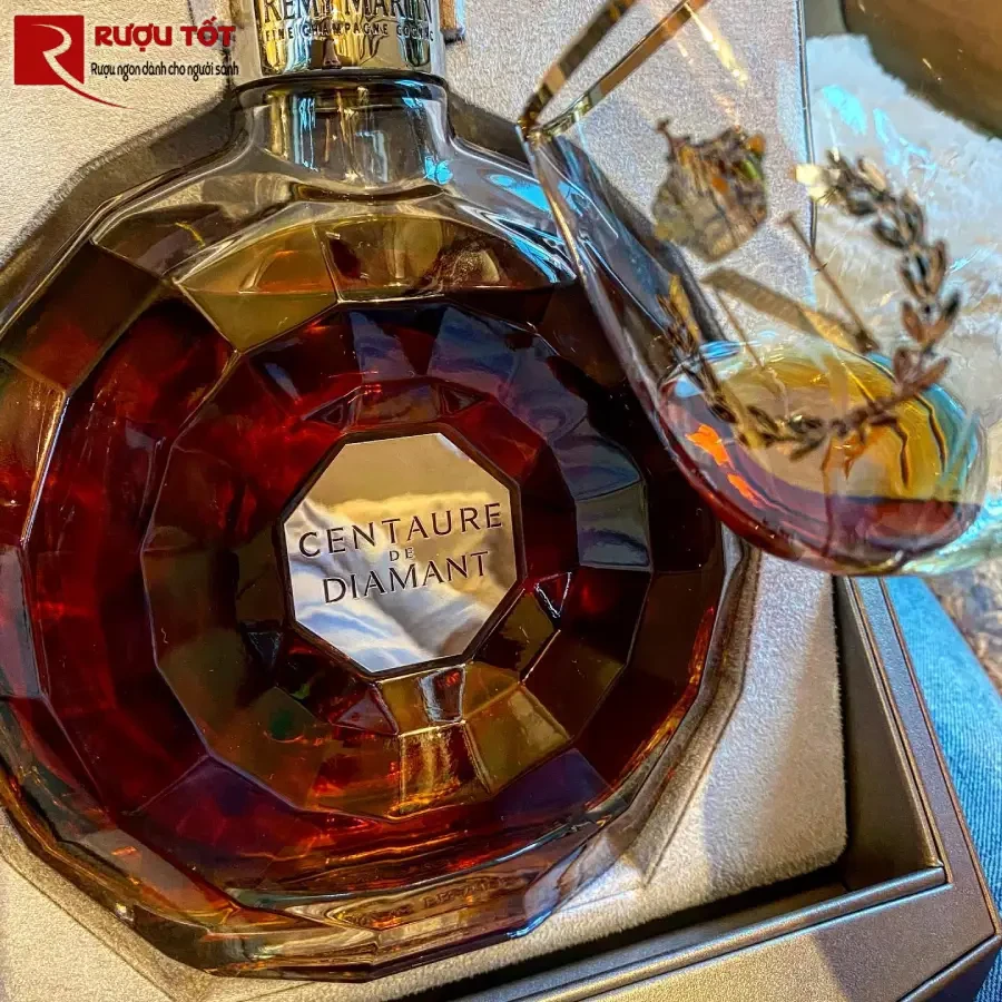 cognac remy martin centaure de diamant