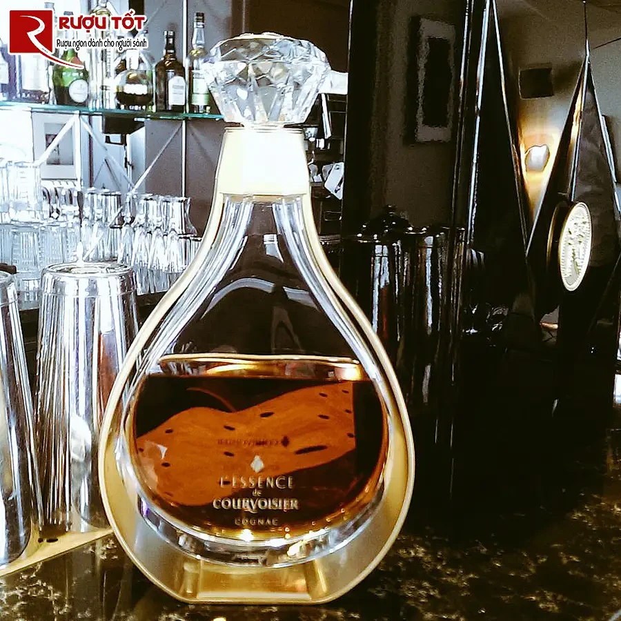 Rượu Courvoisier L'Essence 3