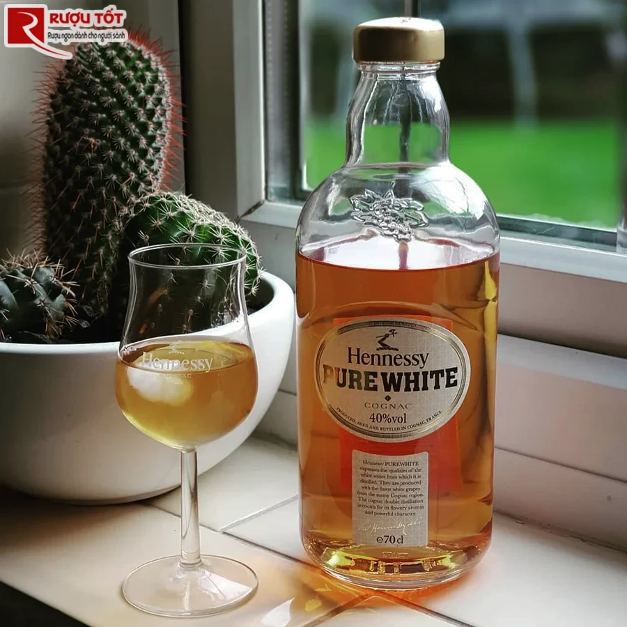 Ruou Hennessy Pure White Gia Tot