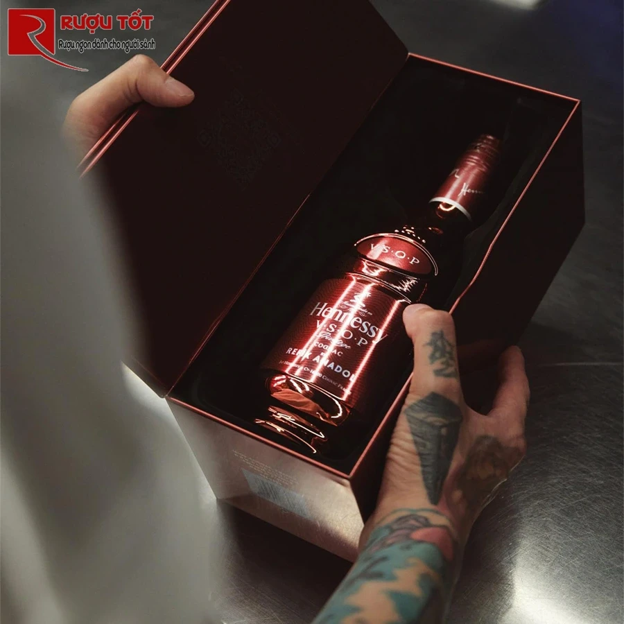 Ruou Refik Anadol Hennessy