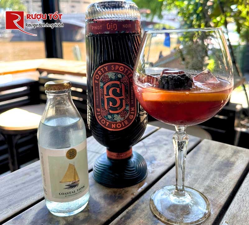 Rượu Forty Spotted Pinot Noir Gin