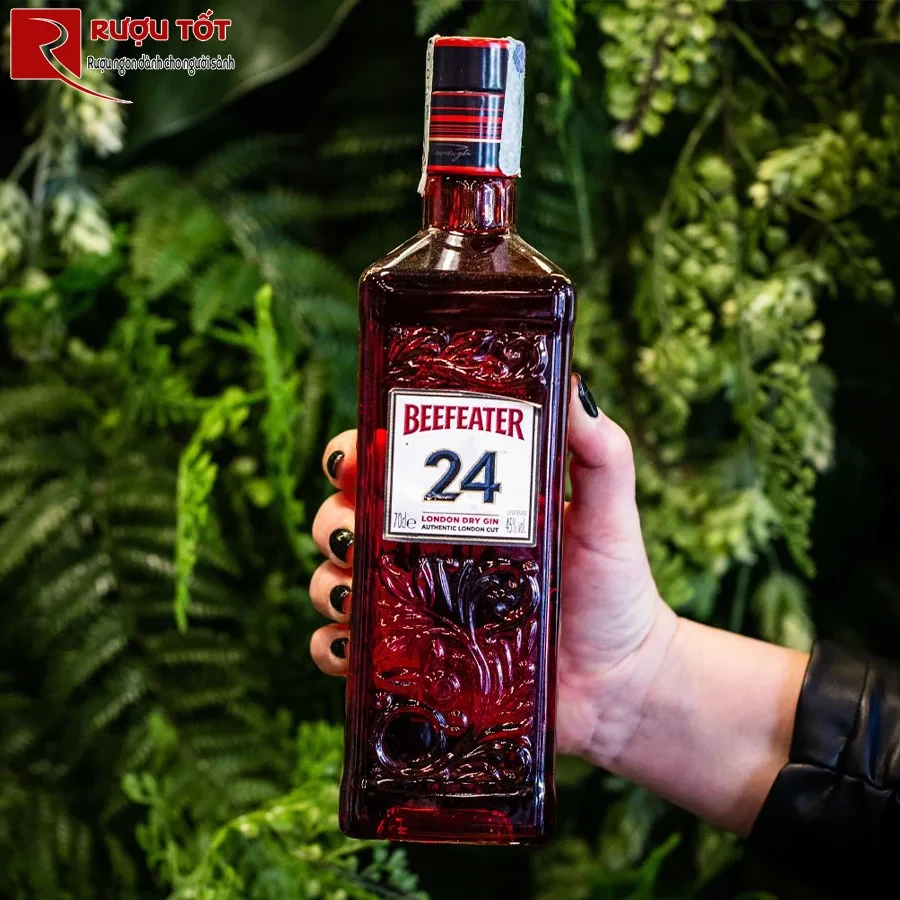 ruou gin beefeater 24