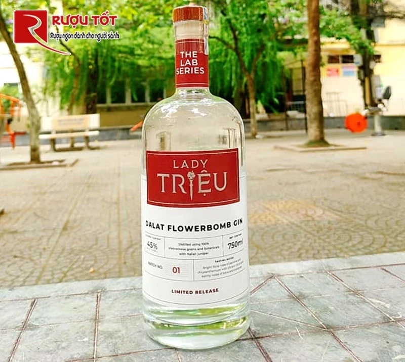 Rượu Gin Lady Triệu Dalat Flowerbomb