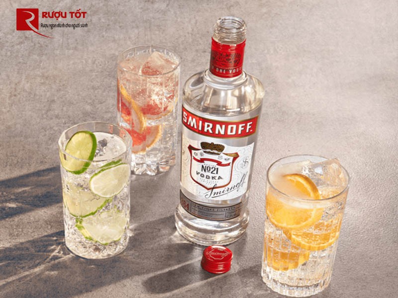 Vodka Smirnoff Red 1