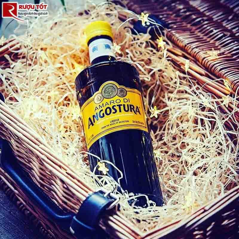 Rượu mùi Amaro Di Angostura