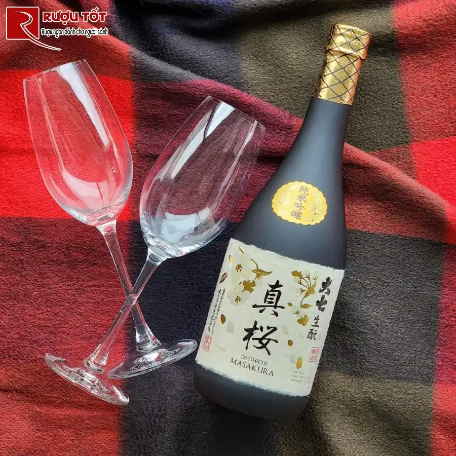 ruou sake daishichi masakura 15% 720ml dang cap