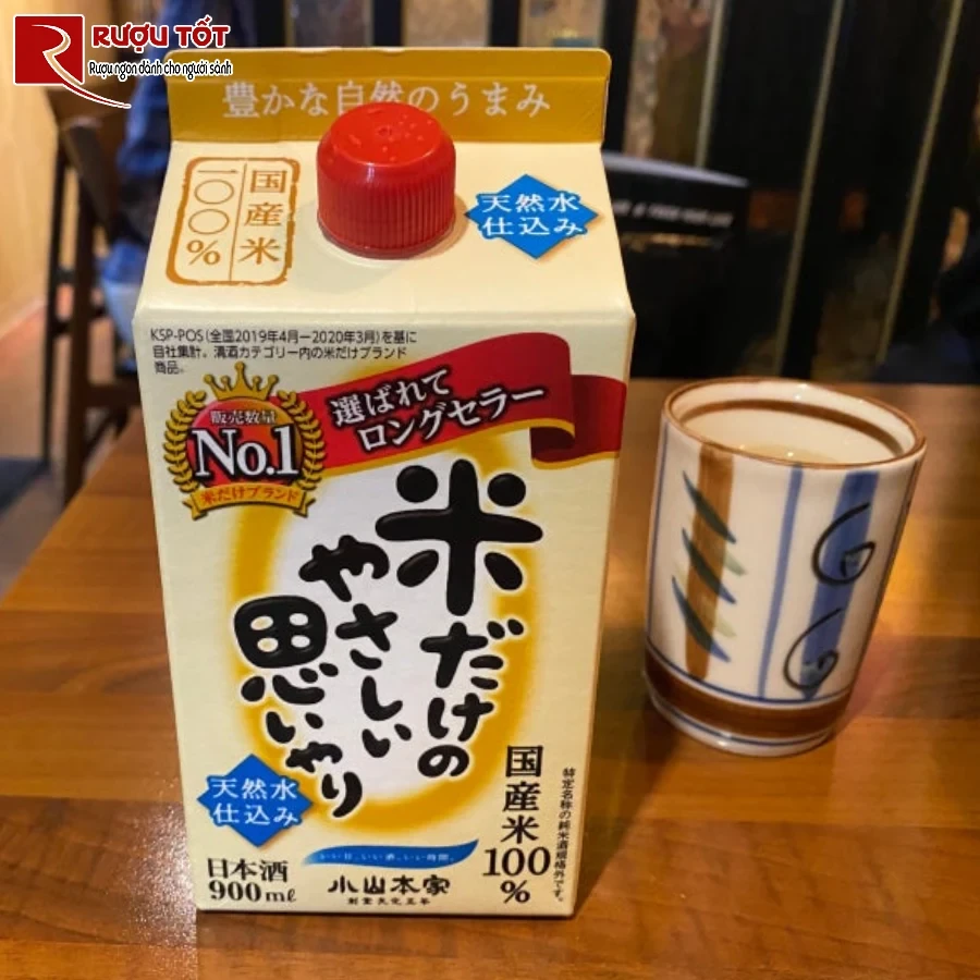 ruou sake hop giay komedake no yasashii omoiyari 900ml 14%