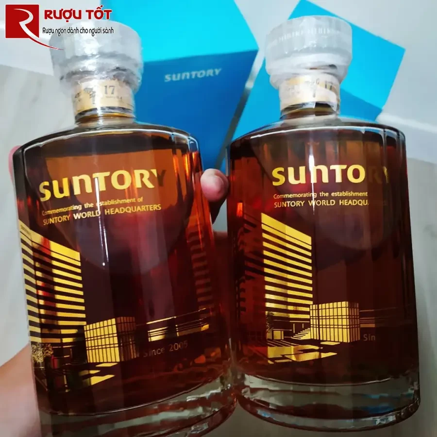 ruou whisky suntory