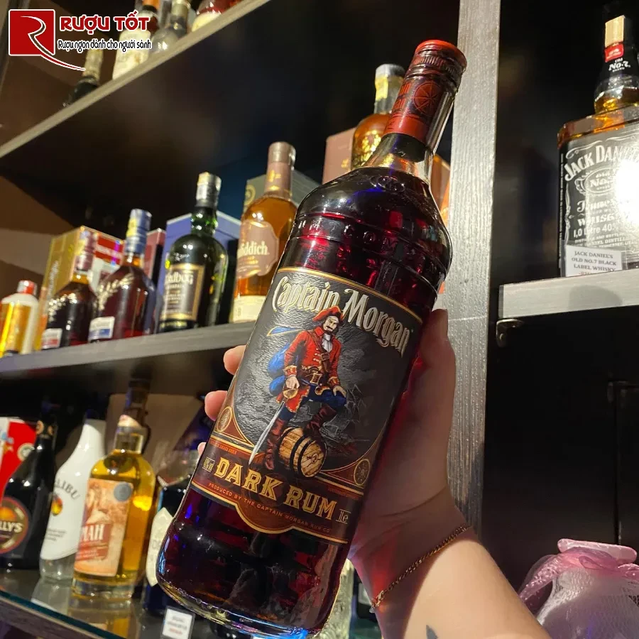 ruou captain morgan dark rum 750ml 35%