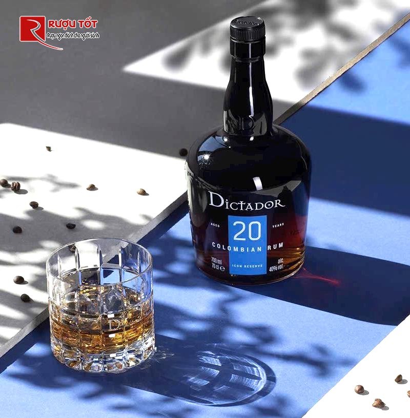 Rượu Dictador 700ml