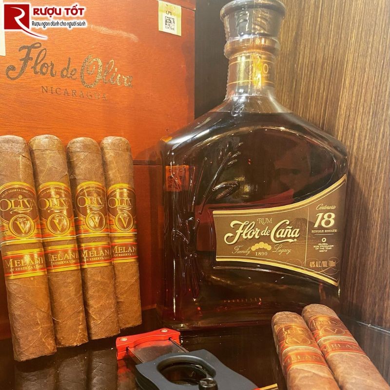 Rượu Flor De Cana 18
