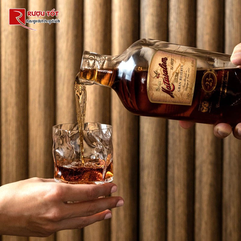 Rượu mạnh Matusalem Gran Reserva 23 Rum