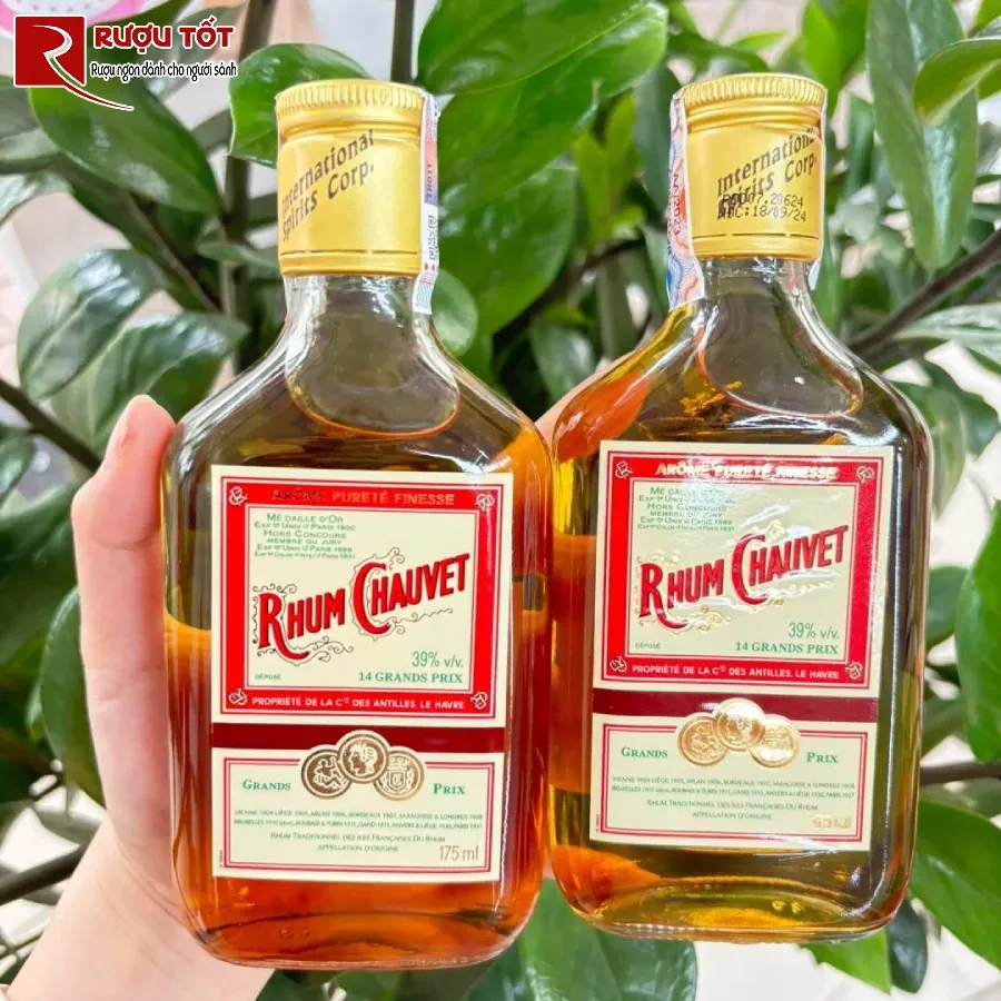 ruou rum chauvet 39% 175ml chinh hang