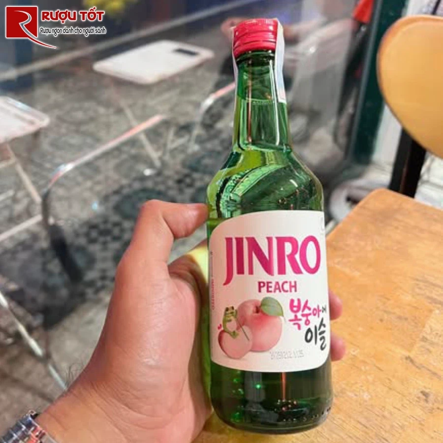 Ruou jinro peach chat luong