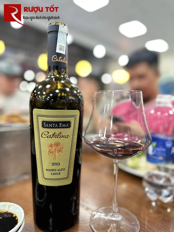 catalina icon santa ema