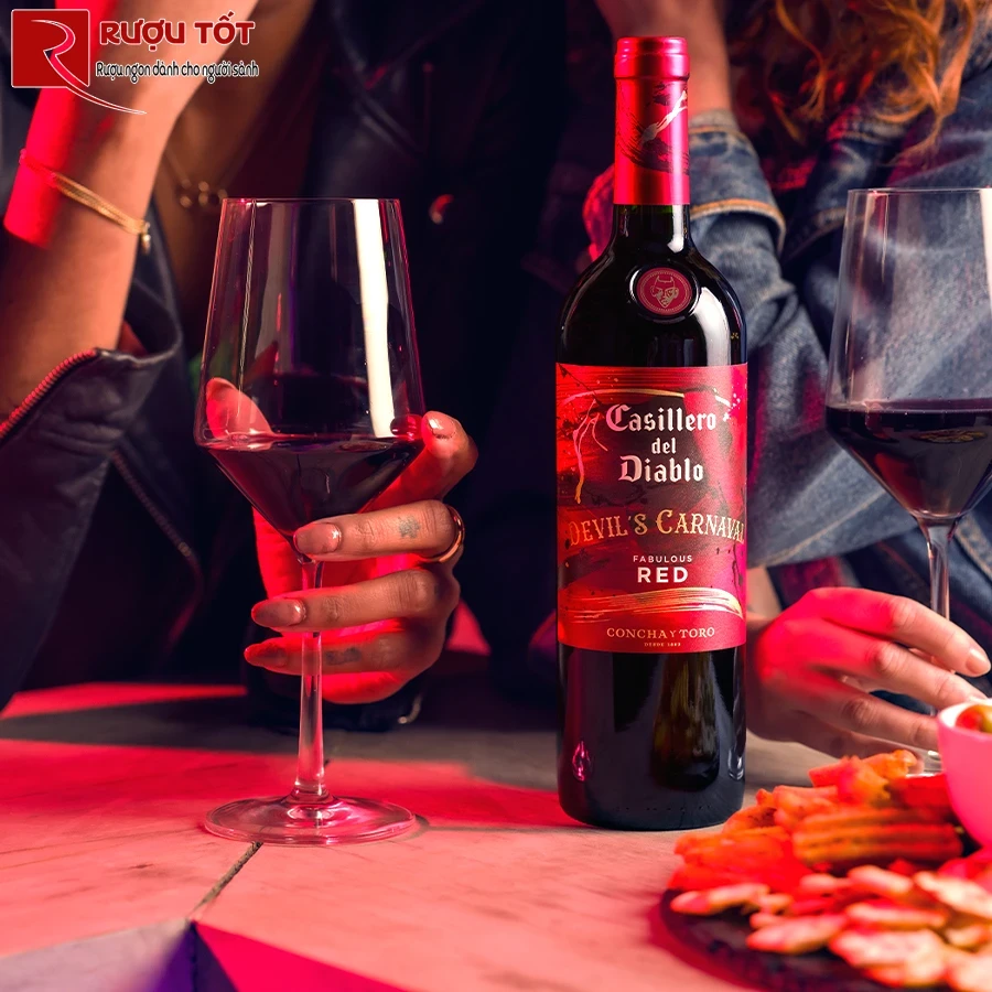 Rượu vang Casillero del Diablo Devil's Carnaval Fabulous
