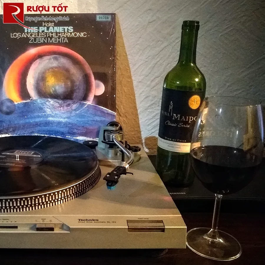 Rượu vang Vina Maipo Classic Series