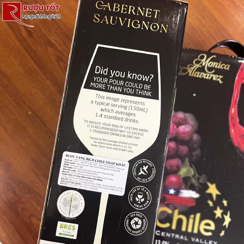 vang bịch chile monica alavarez