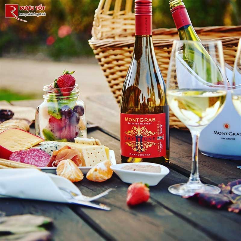 Vang Chile Montgras Day One Chardonnay