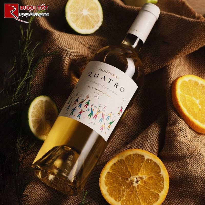 Vang trắng Montgras Quatro