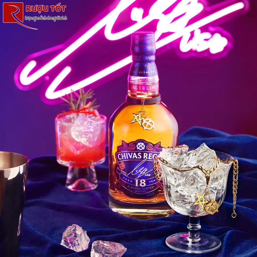 Rượu Chivas 18 Lisa Blackpink Limited Edition | Giá Sốc