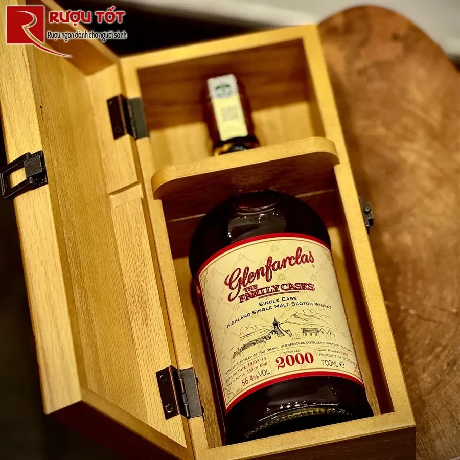 Rượu Glenfarclas 2000