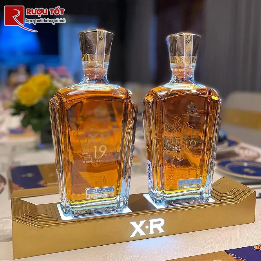 john-walker-sons-xr-19-chinh-hang