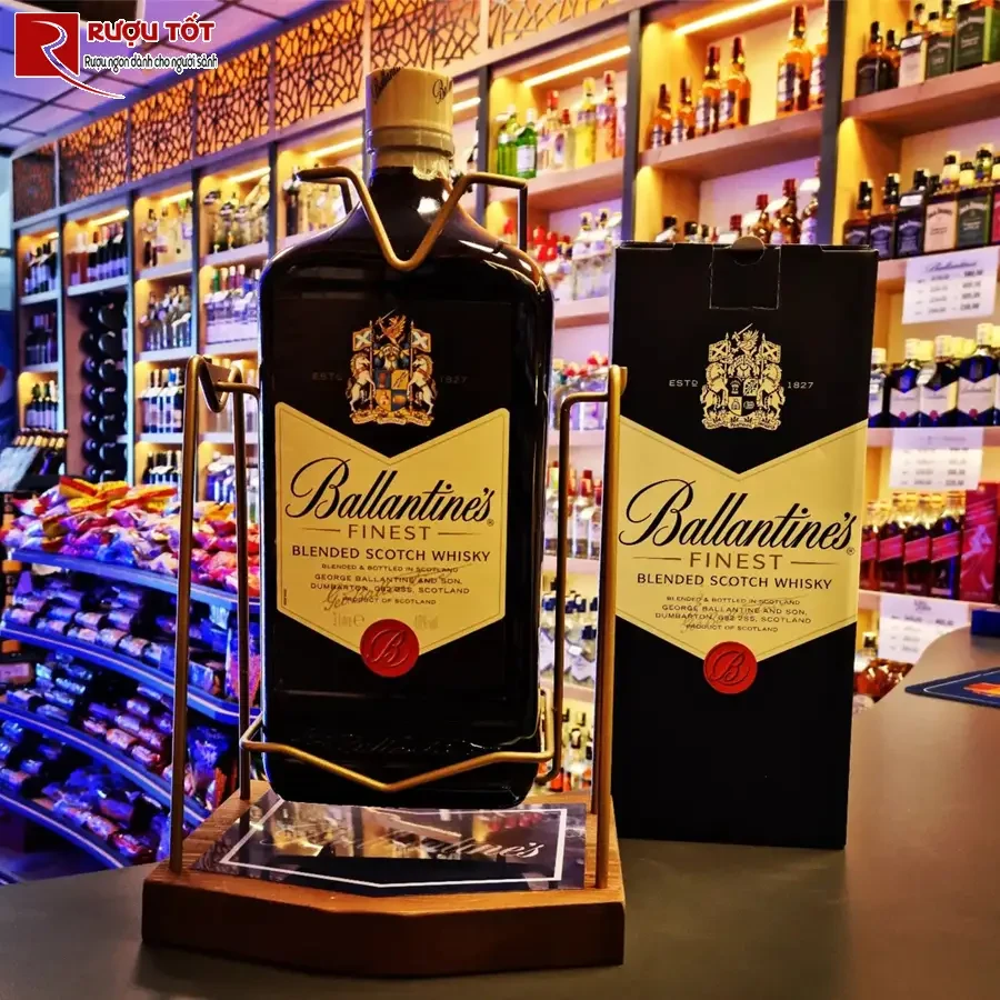 Ruou Ballantines 3 lit