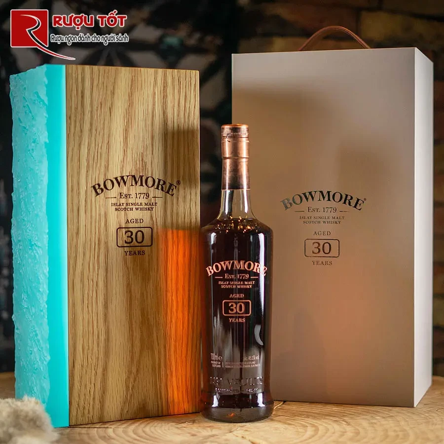 ruou bowmore 30 year