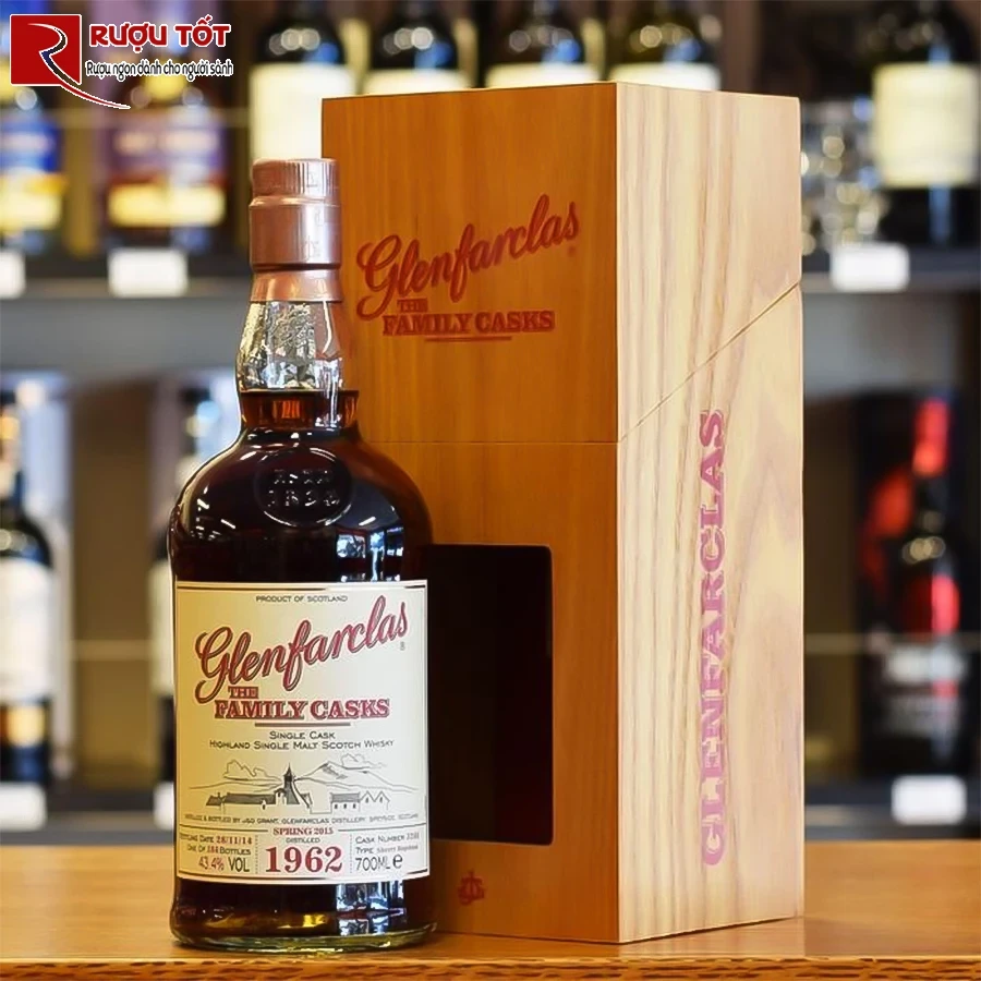 Ruou Glenfarclas 1962 Family Casks