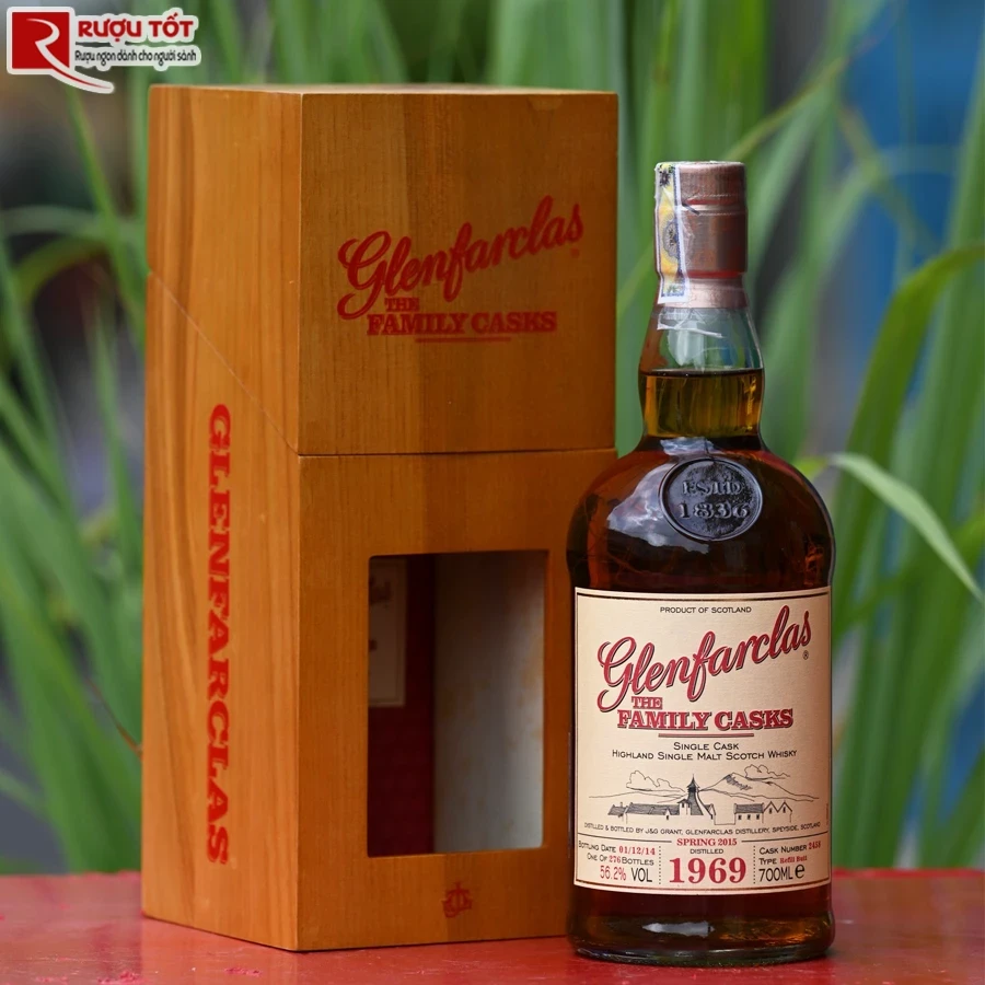 Rượu Glenfarclas 1969