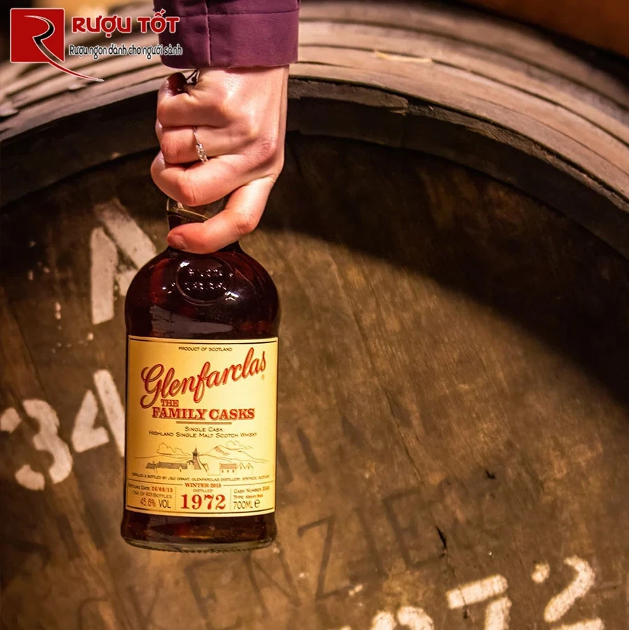 ruou glenfarclas 1972 family casks